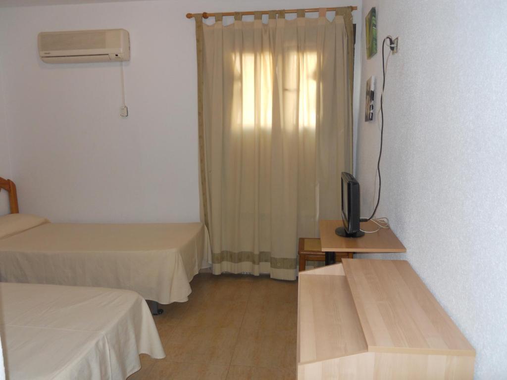 Hostal El Descanso Madrid Kamer foto